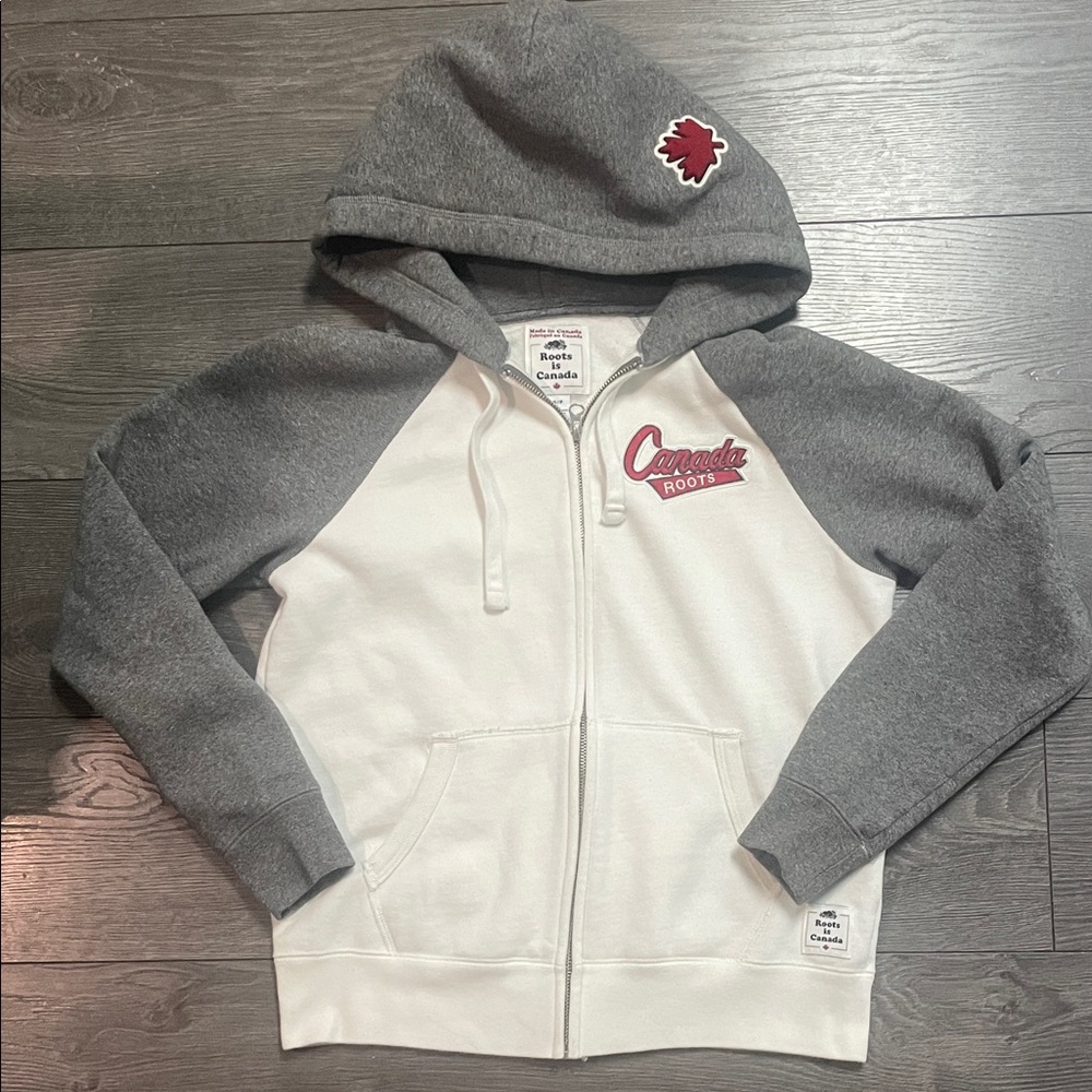 Roots Gray and white Zip-Up Jacket hoodie size small